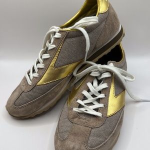 Brooks sneakers with metallic gold